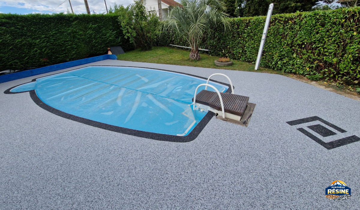 resine-moquette-pierre-tour-piscine-lansac-hautes-pyrenees