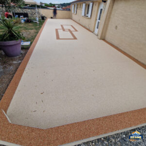 resine-moquette-pierre-terrasse-louey